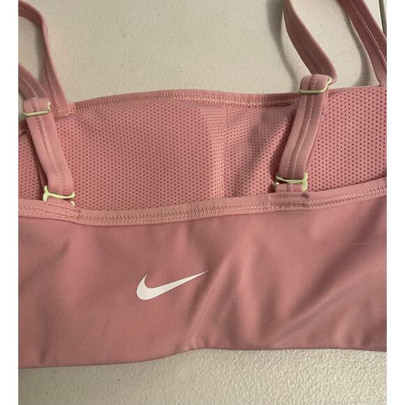 Nike Dri-fit padded bra pink adjustable straps pink size Small - Picture 5 of 7